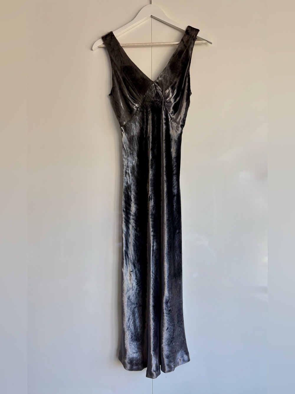 NWOT Milly of New York Silk Blend Metallic Silver Velvet Slip Dress, size 4
